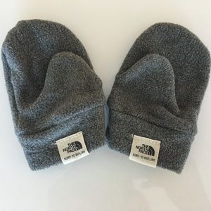 The North Face infant gloves